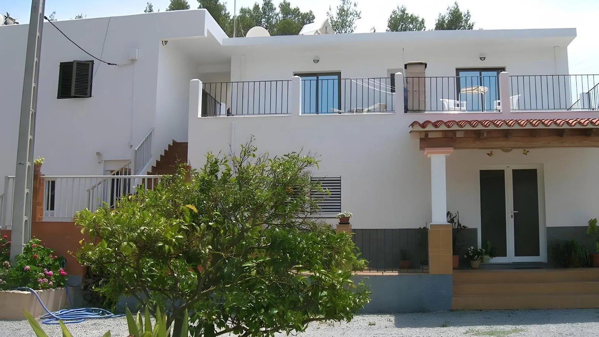 Pension Las 3 Golondrinas Santa Eulária des Riu Casa de hóspedes