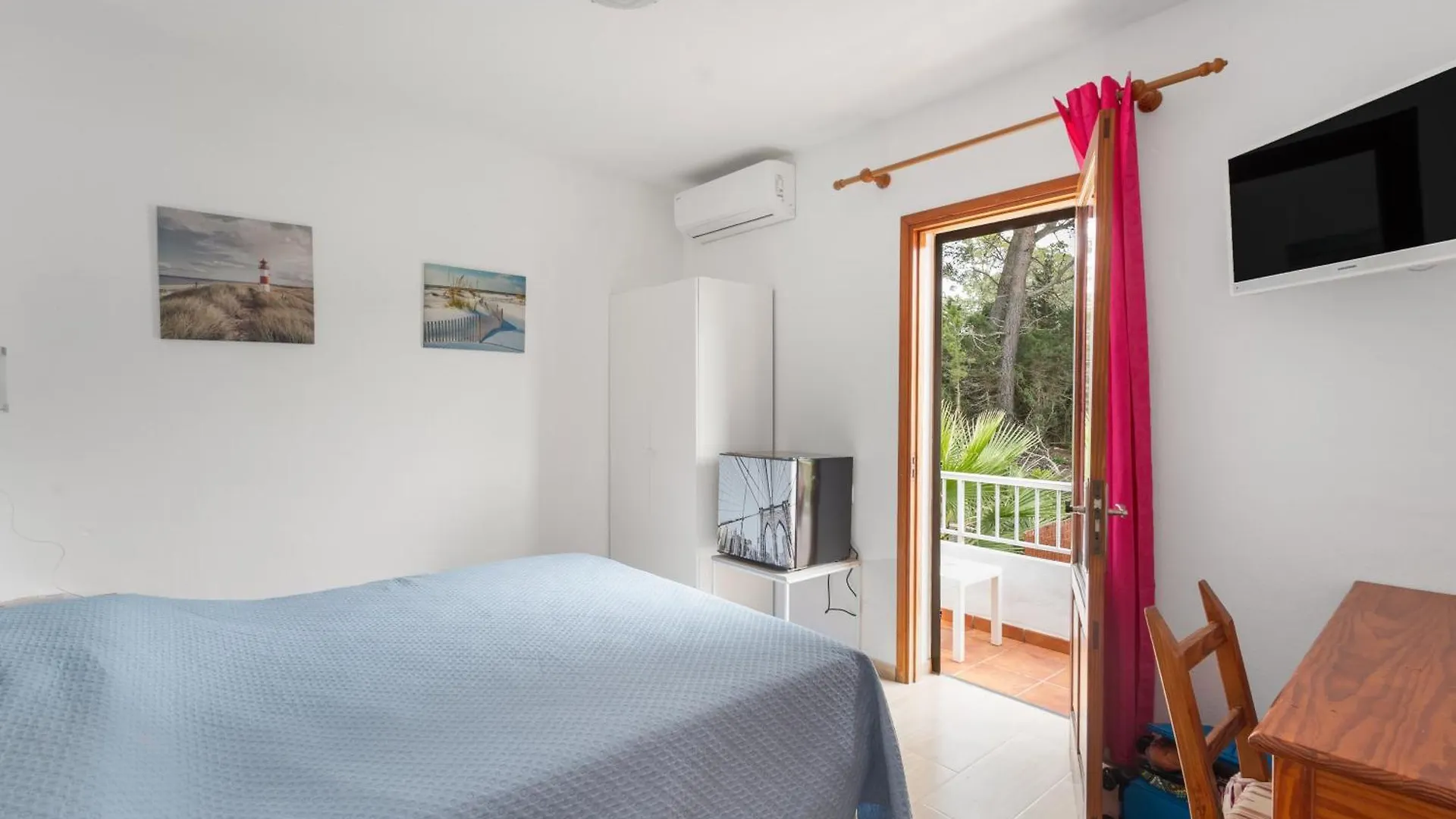 Casa de hóspedes Pension Las 3 Golondrinas Santa Eulária des Riu Espanha