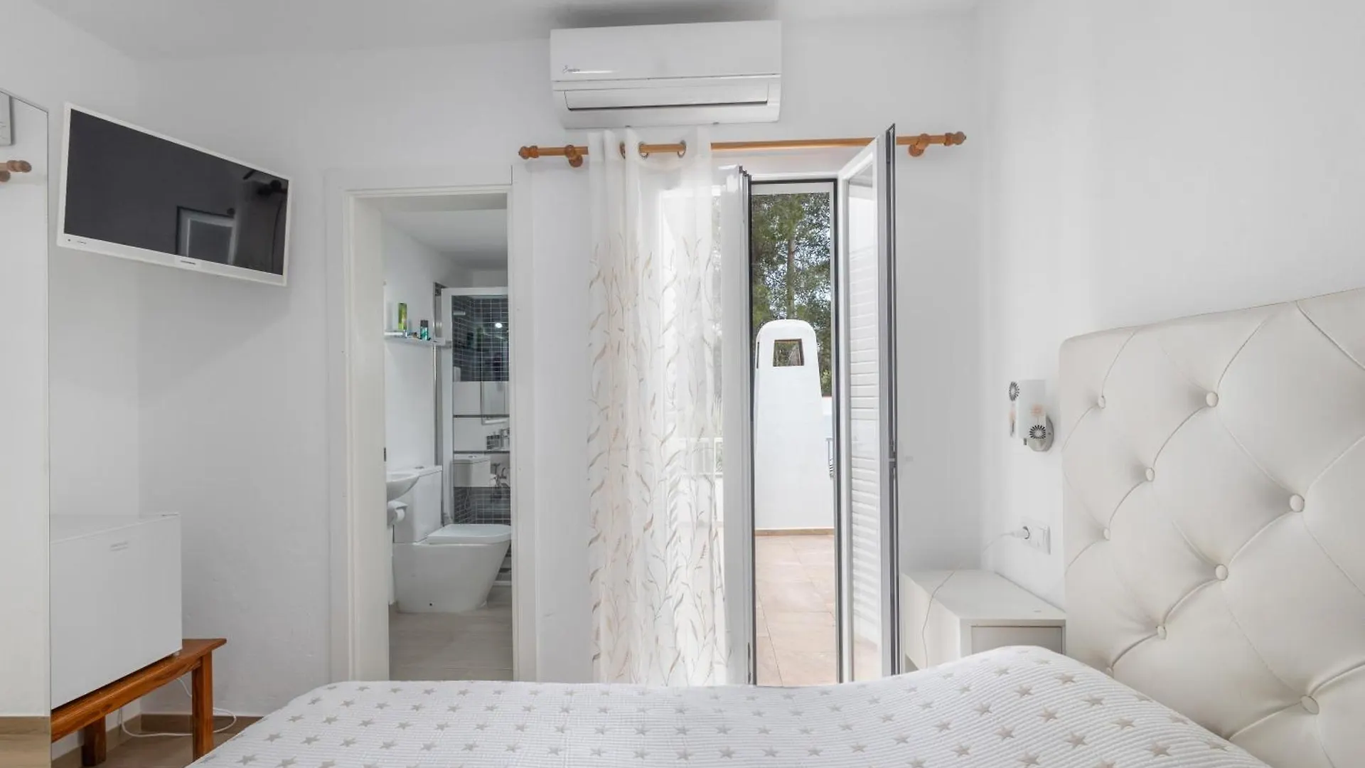 Casa de hóspedes Pension Las 3 Golondrinas Santa Eulária des Riu Espanha