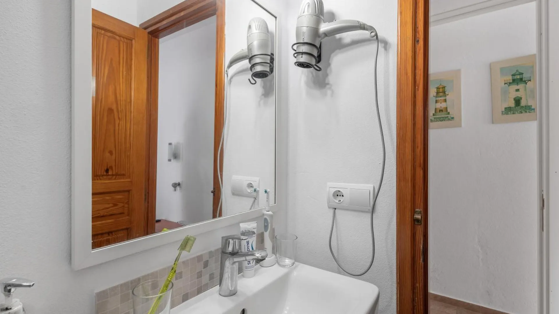 Casa de hóspedes Pension Las 3 Golondrinas Santa Eulária des Riu Espanha